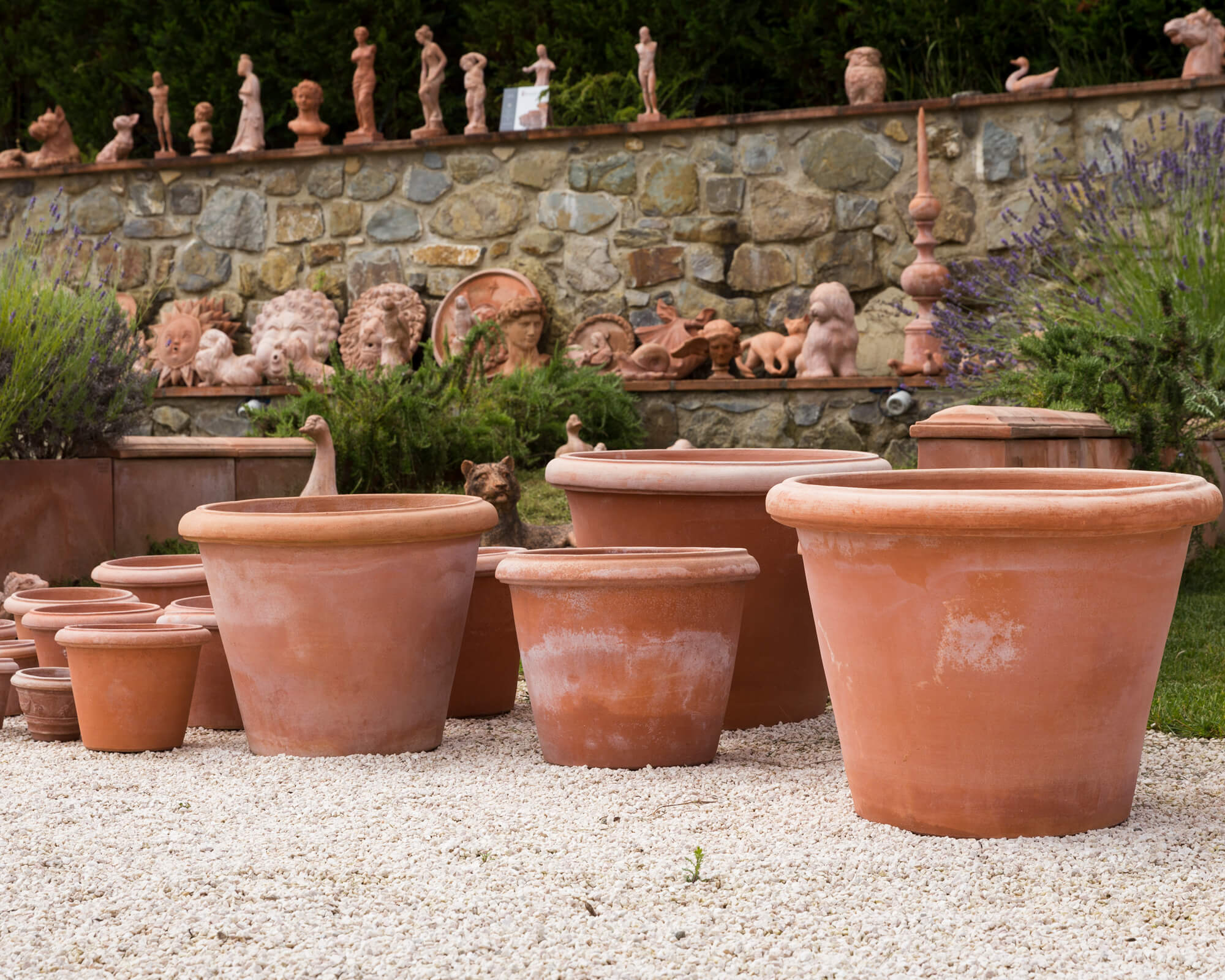Why Is Terracotta Pottery the Best Option?